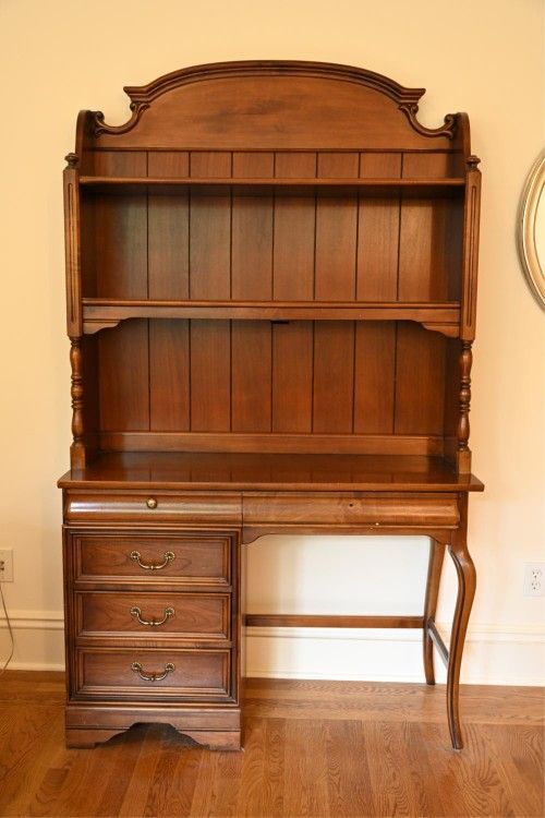 Lexington desk 2024 and hutch