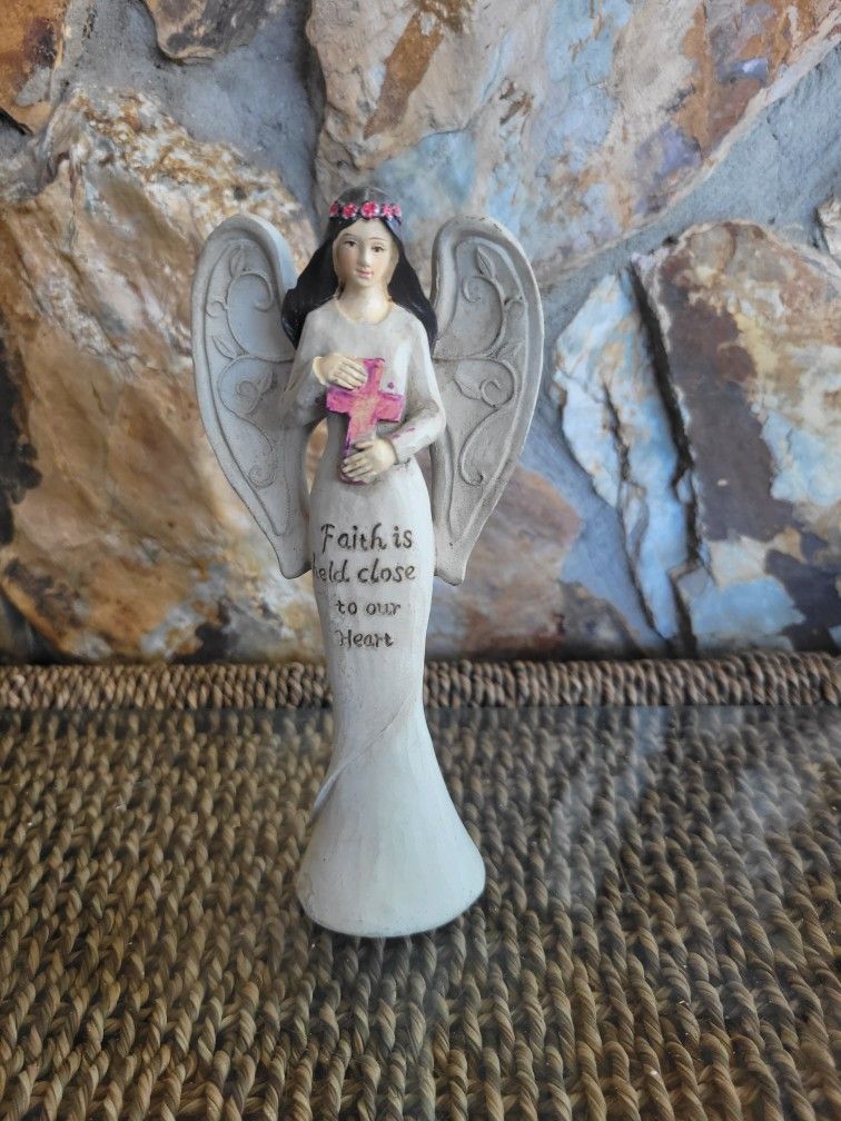 Vintage 1996 Sue Lordi Figurine Pajama Angel Christmas Around World
