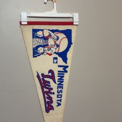 1970s Vintage Minnesota Twins M & S Logo Full Size Pennant