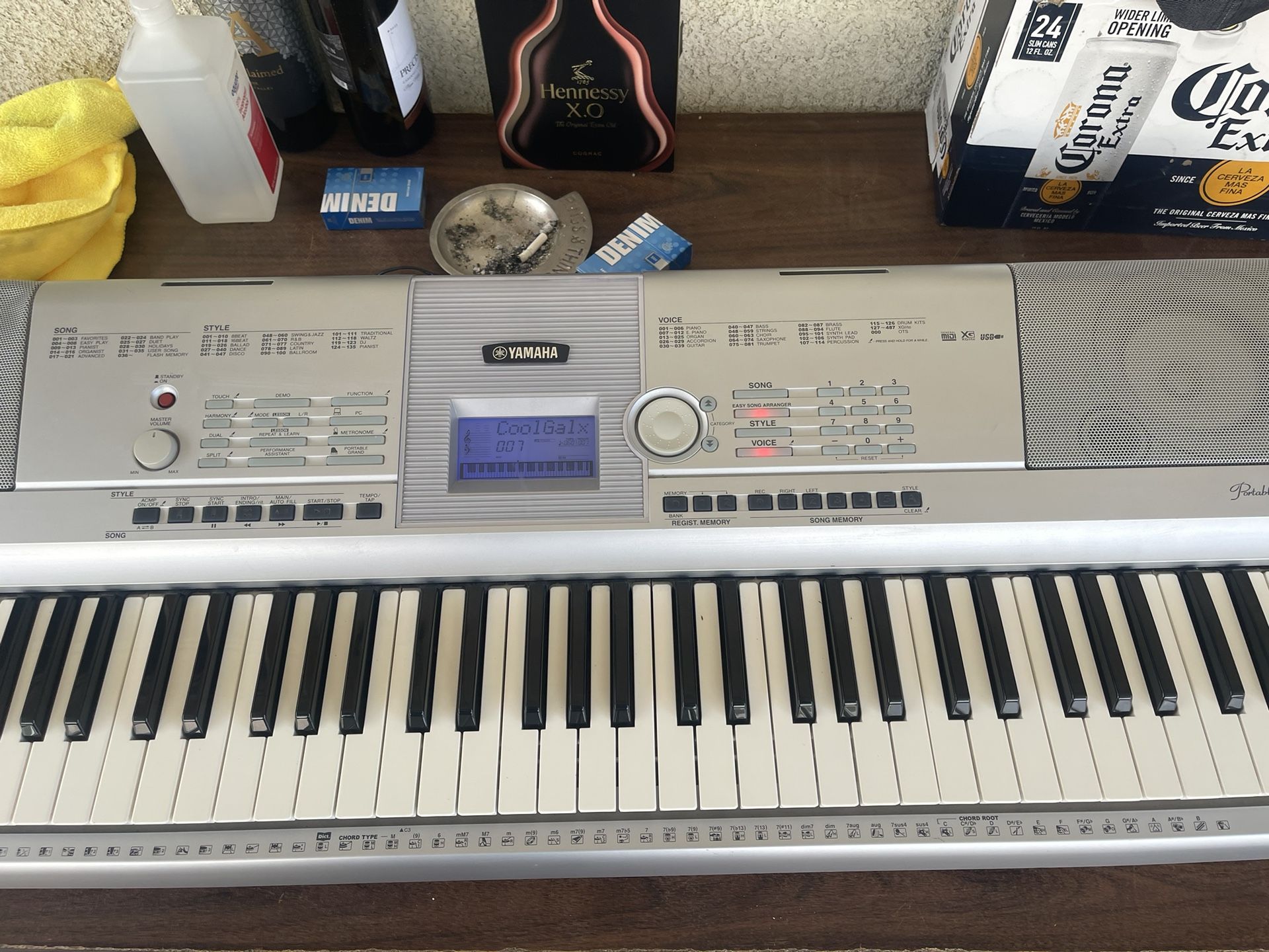 Yamaha Grand DGX 205