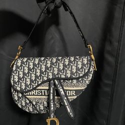 Chr*St**n Dio-R Designer Brand New 