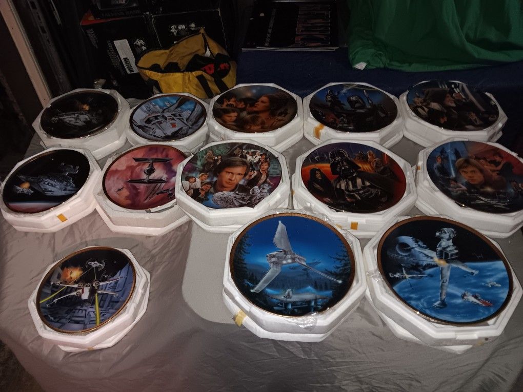 Large Bulk Of Star Wars Plates (Hamilton Collection)