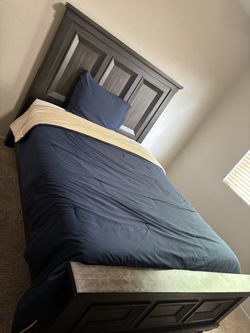 Queen Bed