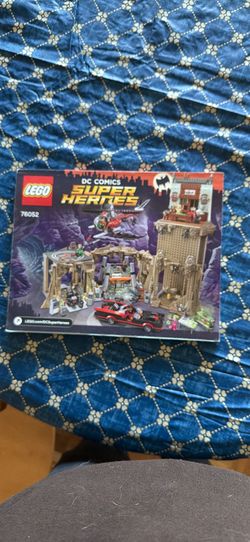 76052 LEGO Classic Batman TV Series Batcave  - no figures PRICED TO SELL