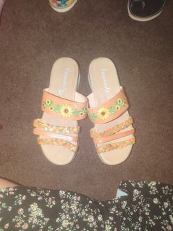 Sandles Made I. Mexico