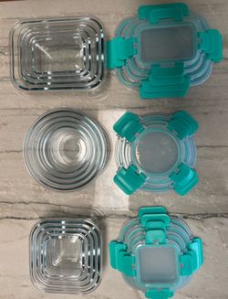 Gently Used Glass Food Storage Container Set
