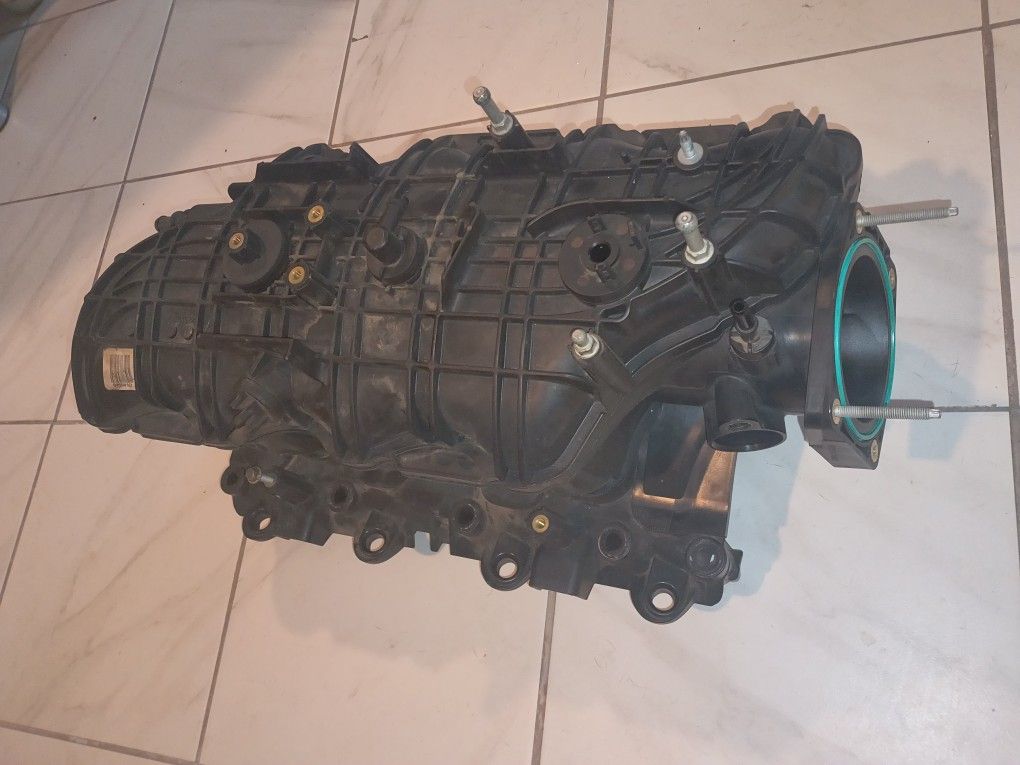 LS Intake Manifold (Cathedral Port)