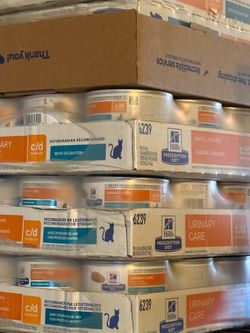 Cat food: 115 cans 5.5 oz Hill's Prescription Diet c/d Multicare Urinary Care with Ocean Fish