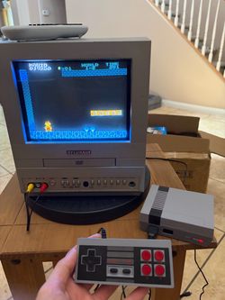 Mini Game Anniversary Edition - 620 Built-In Retro Games (2 Controllers)