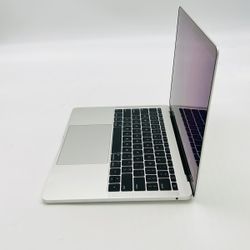 Apple Macbook Pro 2018 i7 16GB 256GB SSD $0 DOWN FINANCING AVAILABLE