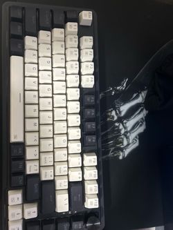 Red dragon gaming keyboard 75%