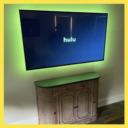 TV MOUNT