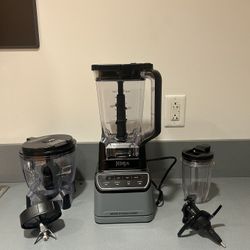 Ninja KS500 Grand Kitchen System 1200 Countertop Blender
