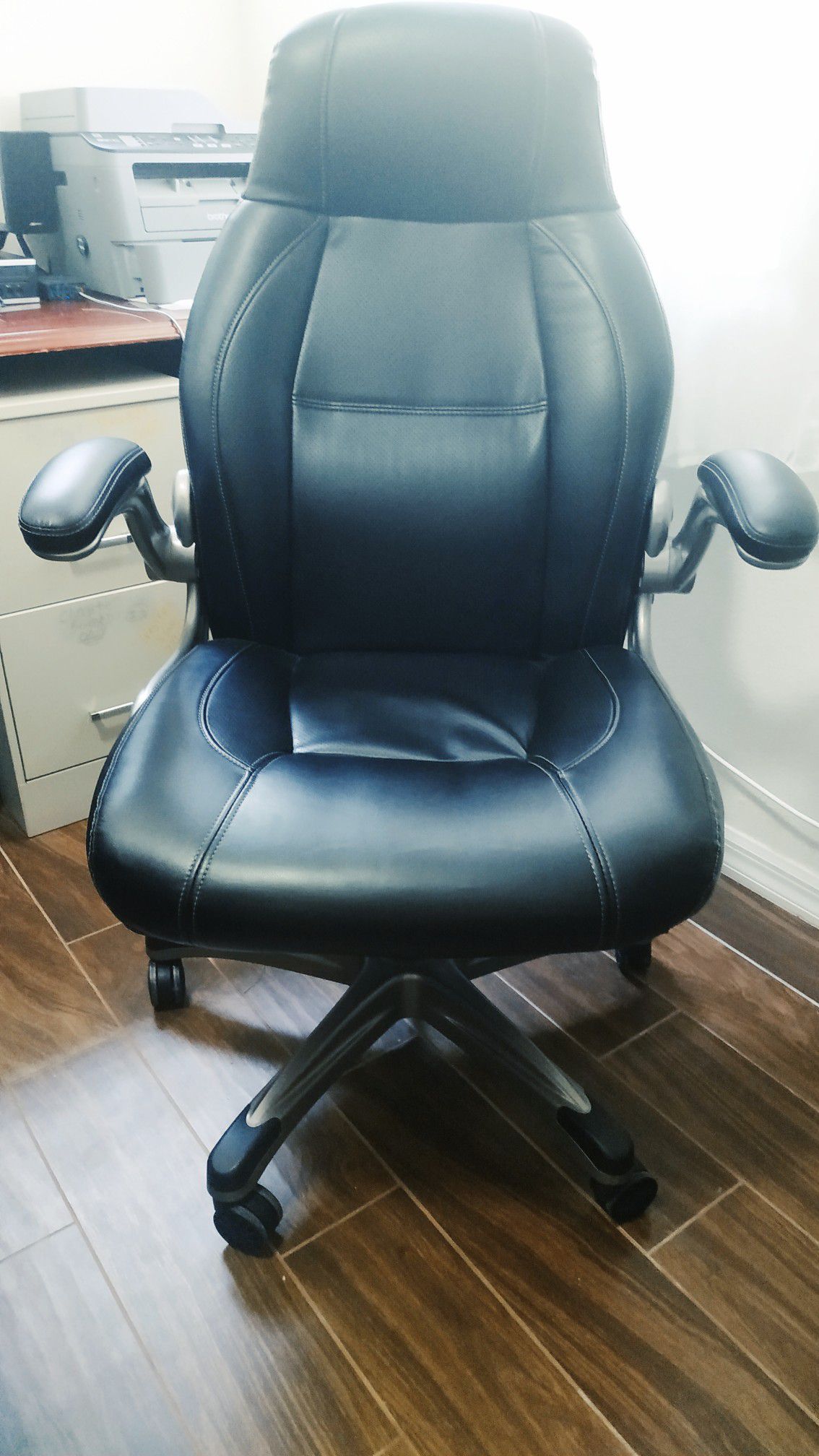 Leather luxury office chair