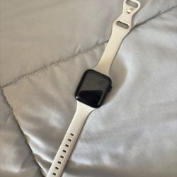 APPLE WATCH SE 40 MM 2ND GEN