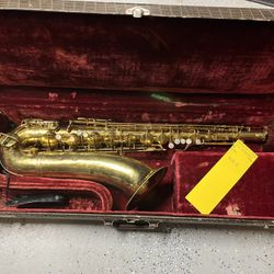 Continental colonial Gold Saxophone