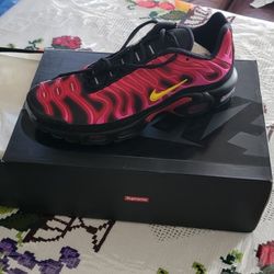 Supreme AIRMAX