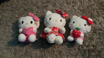 Hello Kitty Plush Lot (3 Pieces) - Sanrio Collectibles