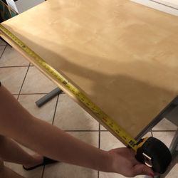 Computer Desk With Adjustable Shelf’s