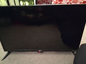 24'onn smart TV & 24'LG LED