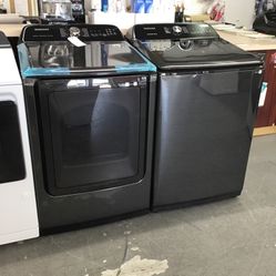 New Scratch And Dent Samsung Washer And Dryer Set. 1 year Warranty 