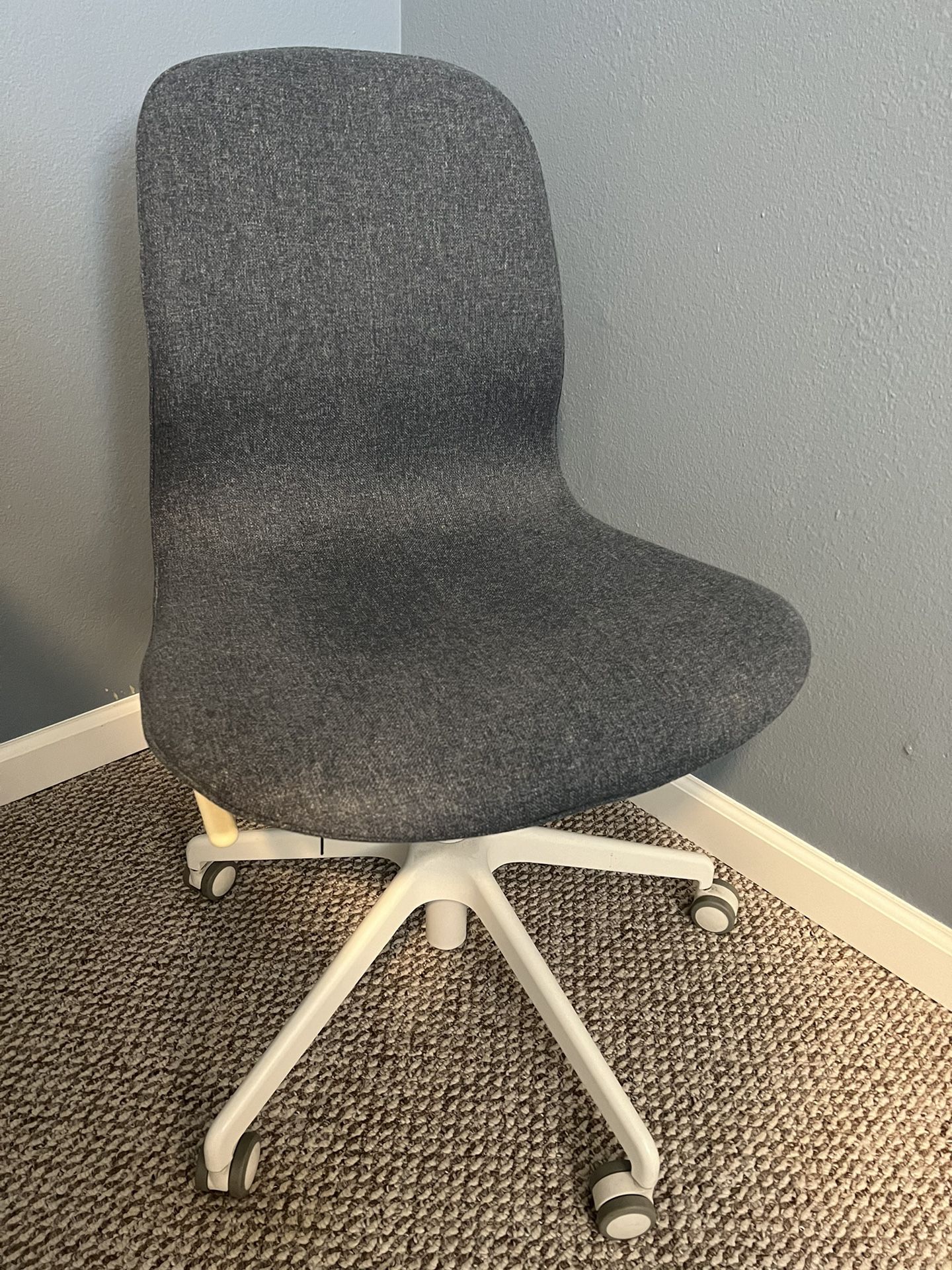 Office Chair / Conference Chair 