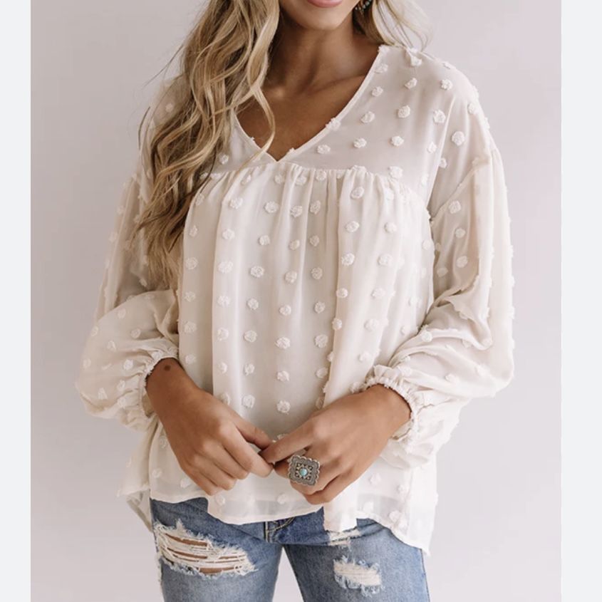Anthro Entro semi-sheer polka dot textured loose fit cream blouse Size Medium