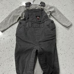 Tommy Bahama Kids Gray & Buffalo Plaid Reindeer Overalls Outfit Size 0-3 Months