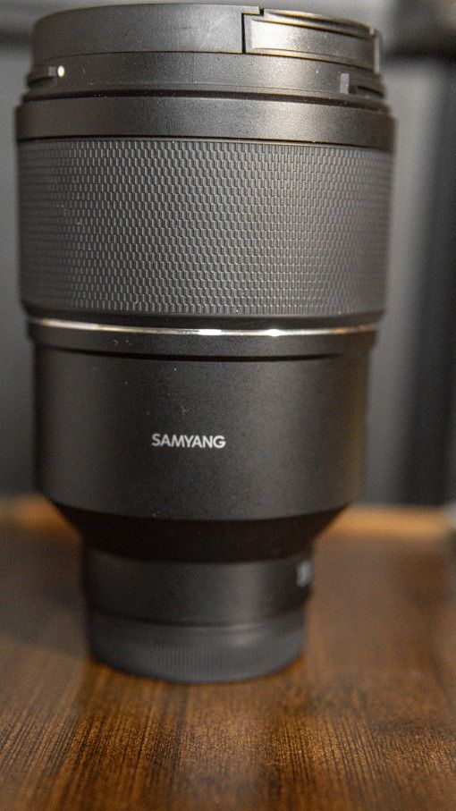 Samyang 135mm E-mount