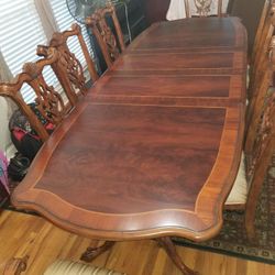 9-piece Beautiful, High Quality Wood Dining Table & Chairs Set