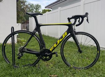 Fuji Transonic 2.5 Road Bike - 2017 56cm