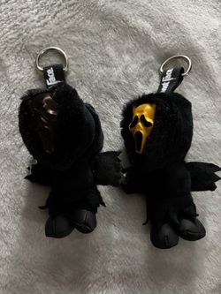 Ghostface plush key chain(knockoff)