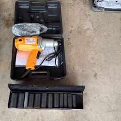 Impact Wrench, With Sockets 