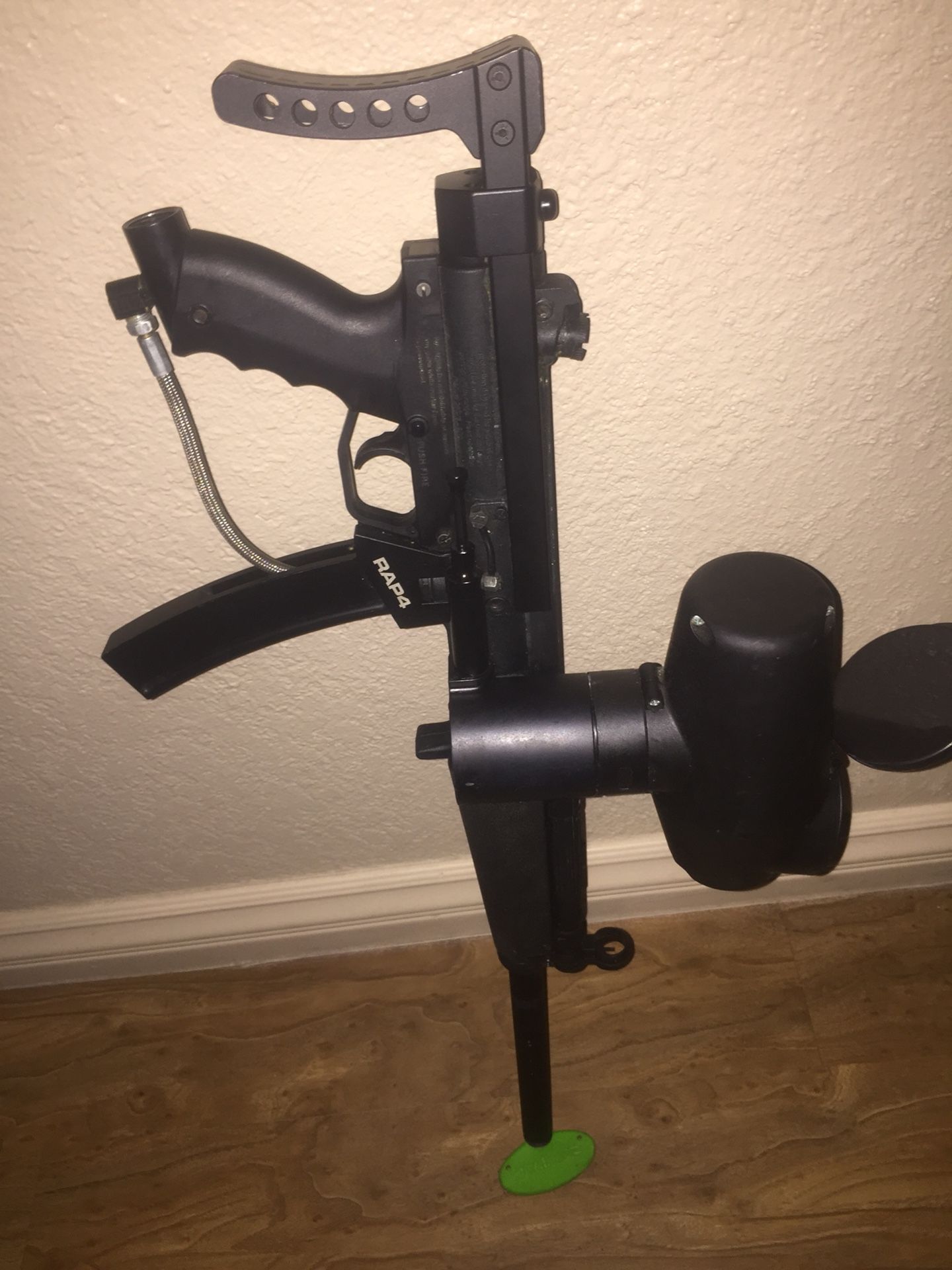 TAPMAN RAP4 paintball gun