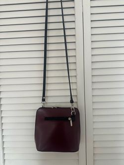 Vera Pelle Italian Leather Crossbody Bag