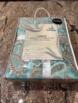 NEW Serenity Home Queen Quilted Coverlet Set ONE QUILT AND TWO PILLOW SHAMS THREE PIECES 86” X 86” PILLOW SHAMS 20” X 26”