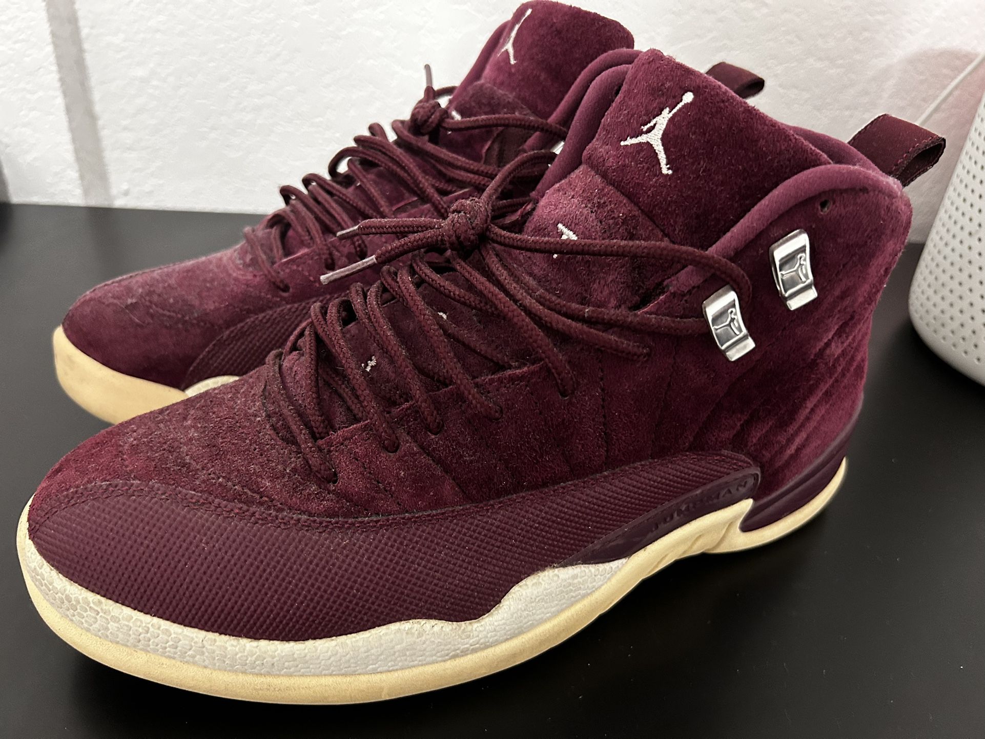 Jordan 12 Bordeaux  