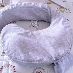 Nursing pillow 