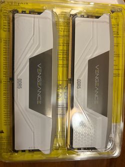 Corsair Vengeance RGB 32gb (2x16) DDR5