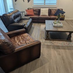 Leather Couches And Recliner