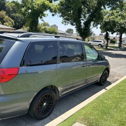 2006 Toyota Sienna
