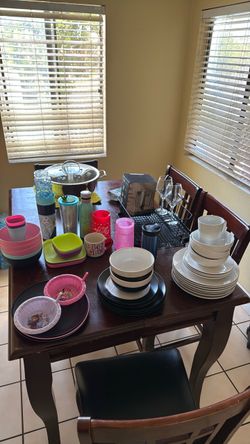 Kitchen cups plates - OBO all items