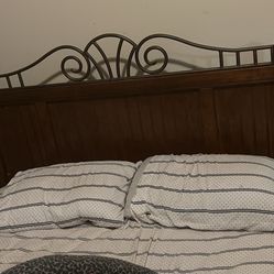 Queen Bed With Headband No Frame 