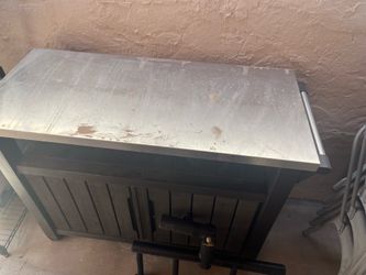 Outdoor kitchen island Top Stainless Steel - body is heavy duty plastic