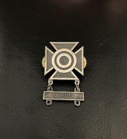 WWII Army Marksman Rifle Badge 