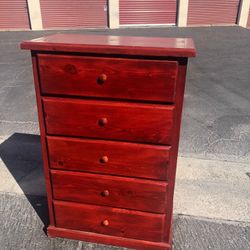 Dresser