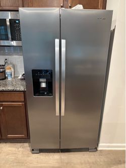 Whirlpool 24.6 fridge