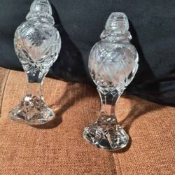 Gorgeous Vintage Tall Footed Cut Crystal Salt & Pepper Shaker Set Twist Caps 6.25"
