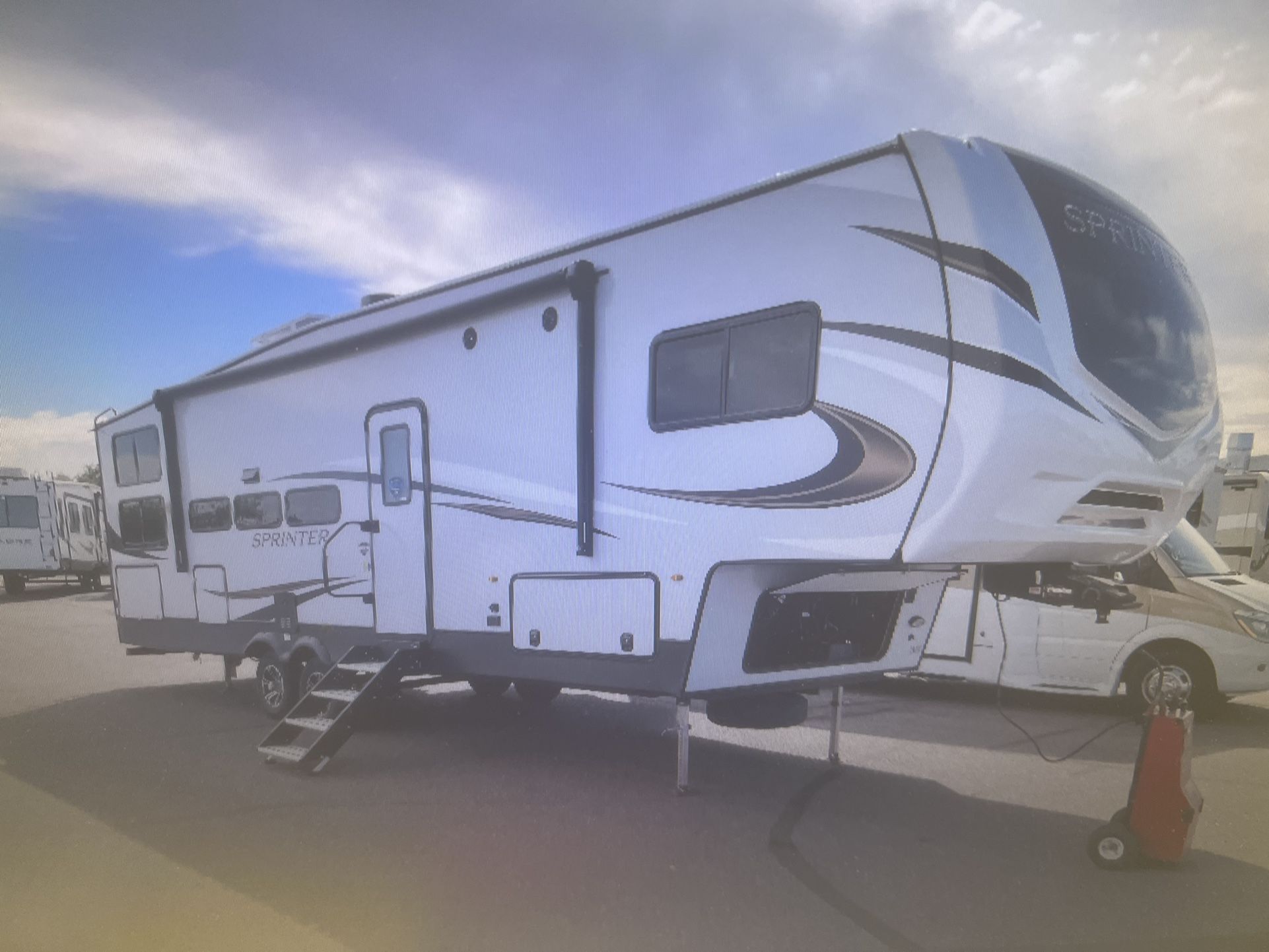 2023 SPRINTER 31TB