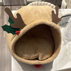 Pet Christmas Bed